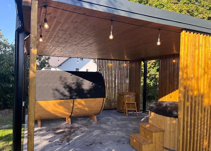 U Iwony#sauna#balia Semesterbostad *